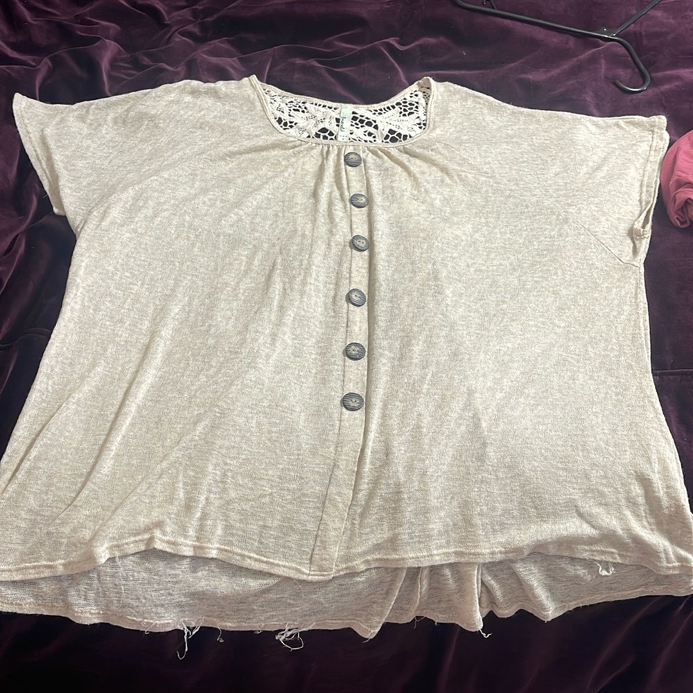 Emerald (boutique brand) oatmeal color top, faux button front with lace detail
